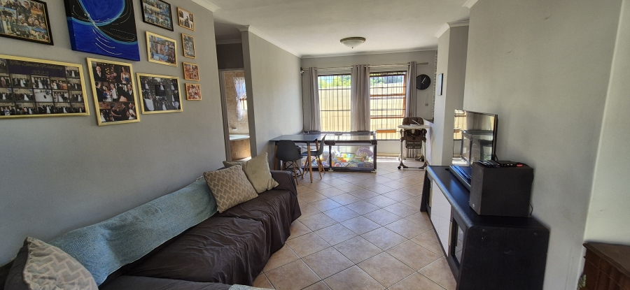 2 Bedroom Property for Sale in Parklands Western Cape